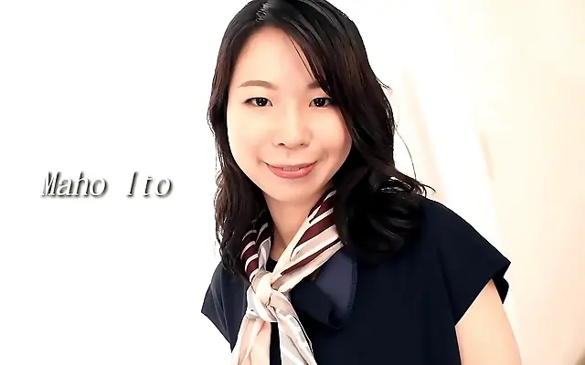 爽的 精品国产91 国产毛 POV cheating wife explores forbidden pleasures on the couch