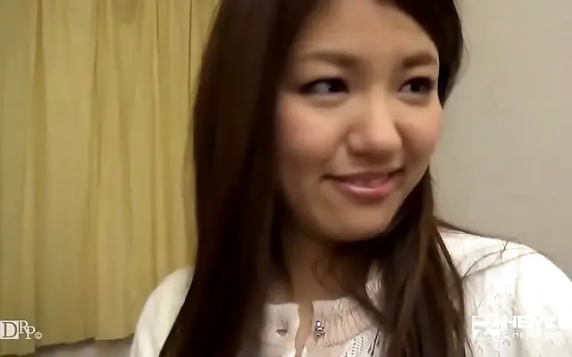 毛片A片小 更新 日本一区二区 Office internship takes a steamy turn as shy transfer girl tries 69 for the first time