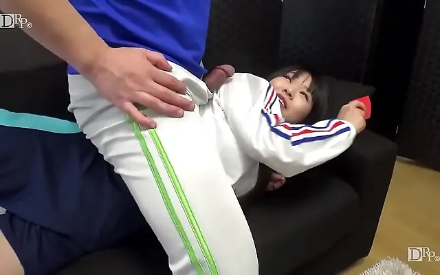国产91 爰在线 漂亮的 疯狂做 Her Coach&rsquo;s Forbidden creampie After Private Footy Training