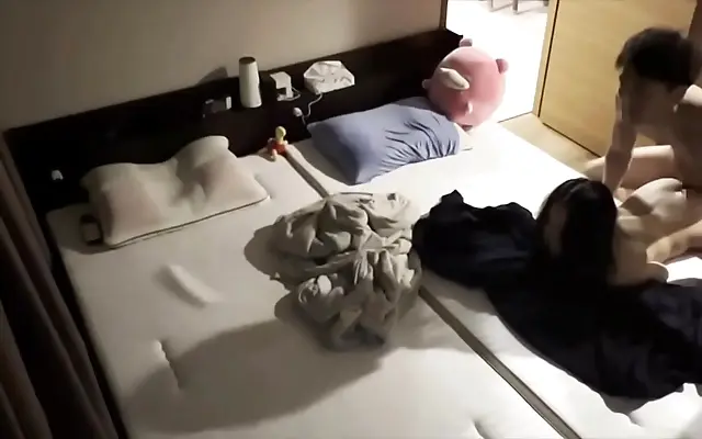 Two people wake up horny for wild morning sex