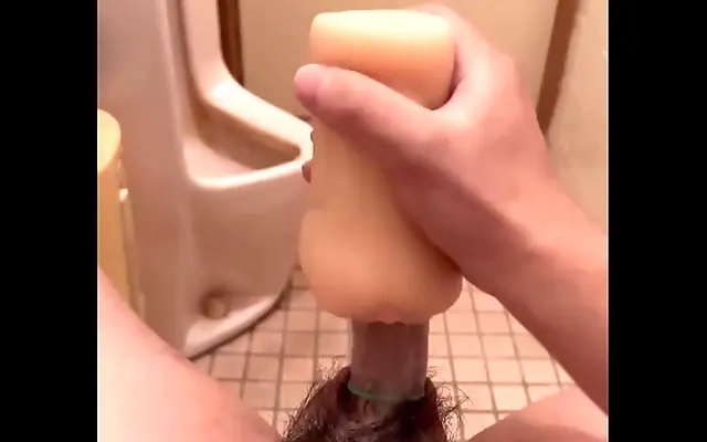 Charged moments as a Japanese amateur indulges in private pleasure