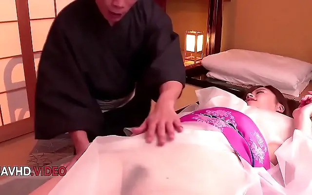 On All Fours Yui Ignites Fiery Hardcore JAV Encounter